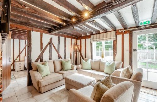 Chelmsford House | The Cottage