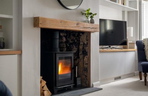 Cirencester House | The Cottage