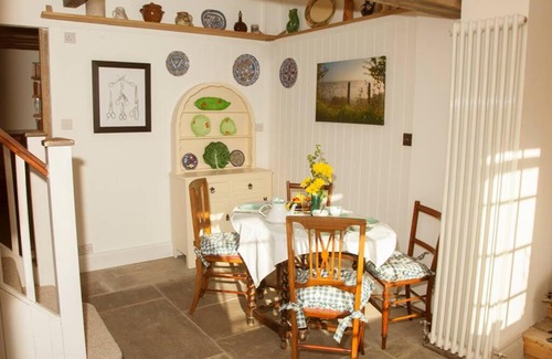 Heathfield House | The Cottage