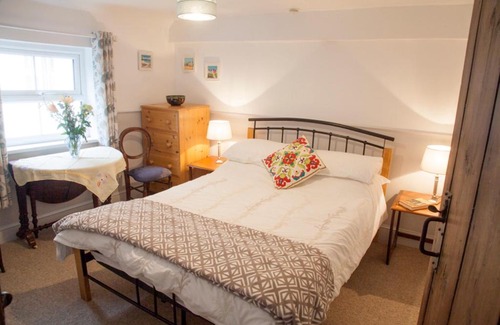 Heathfield House | The Cottage