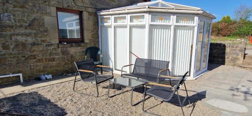 Shotts House | The Cottage