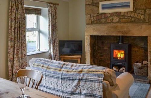 Lesbury House | The Cottage