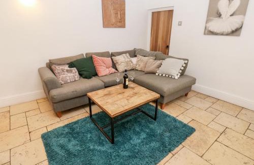 Horsforth House | The Cottage