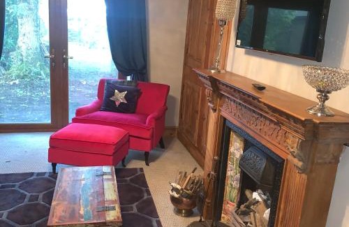 Oldham House | The Cottage, Grotton Hall, Lydgate, Saddleworth
