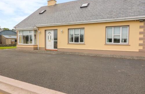 Quilty House | The Cottage