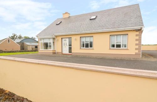 Quilty House | The Cottage