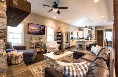 Michigan City House | The Cottage in Beachwalk - Sleeps 10 - Golf cart included