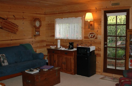 South Redondo Cottage | THE COTTAGE IN THE GARDEN , WITH A SECLUDED SPA AND BIKES