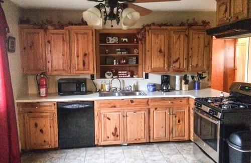 Hatfield Cottage | The Cottage is on 450 acres w/hot tub, Private 4wheeler trails