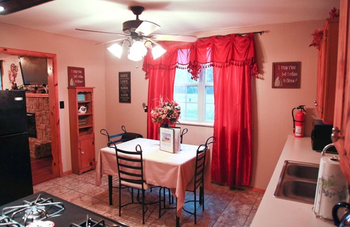 Hatfield Cottage | The Cottage is on 450 acres w/hot tub, Private 4wheeler trails