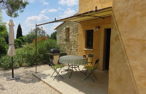 Vaugines Cottage | The cottage 'Les Euphorbia' . olive trees, . cicadas, Provence .