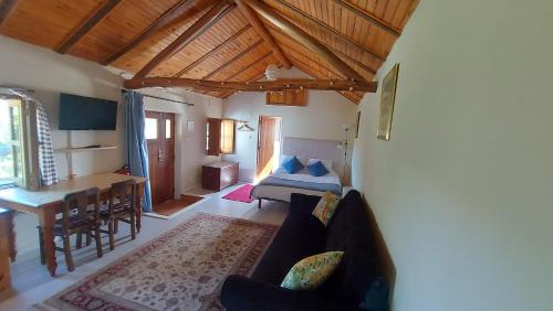Pedrogao Grande Ski Chalet | The Cottage near the lake