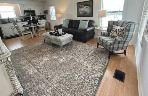 Tyler Cottage | The Cottage - Newly Remodeled with Breathtaking Views