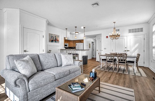Sheboygan Condo | The Cottage - Newly Renovated Beachfront Condo on Lake Michigan