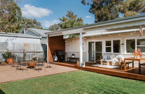 Central Mudgee House | The Cottage on Lawson - Heritage Elegance in Mudgee