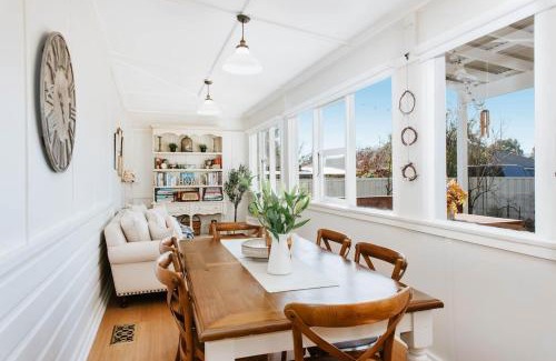 Central Mudgee House | The Cottage on Lawson - Heritage Elegance in Mudgee