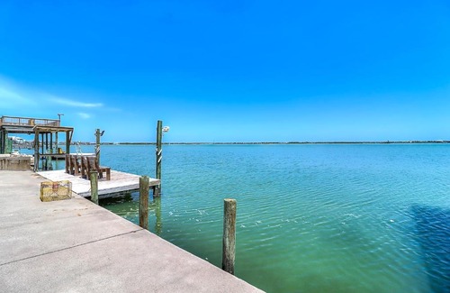 Rockport House | The Cottage on Salt Lake