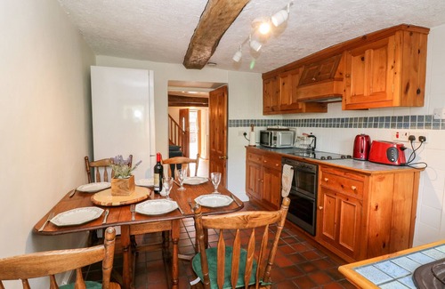 Hayfield Cottage | THE COTTAGE, pet friendly, character holiday cottage in Hayfield