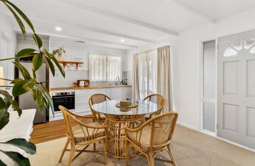 Ocean Grove House | The Cottage- Pet friendly, Golf, Ocean and River!