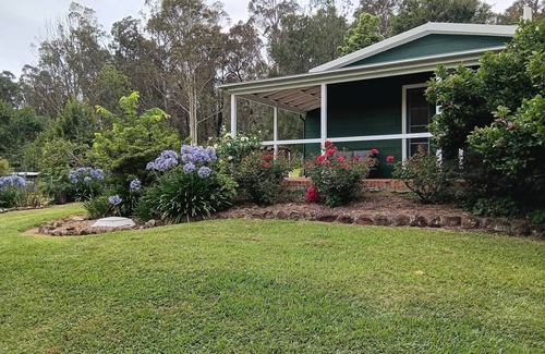 Mogo Cottage | "The Cottage" Ride Mogo MTB Trails and stay