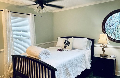 Cordova House | The Cottage