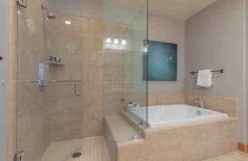 Truckee Cottage | The Cottages at Old Greenwood ~ 3-Bedroom
