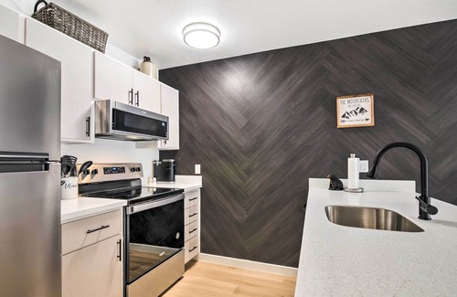 Beaver Condo | The Cottages: Chic Ski-In/Ski-Out Mountain Condo!