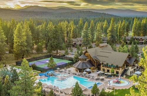 Truckee House | The Cottages ~ Golf, Pool, Play ~ 3-Bedroom