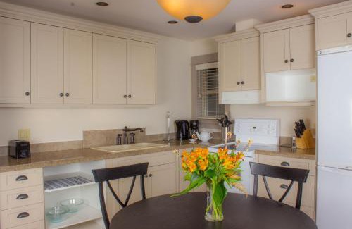 Salt Spring Island Villa | The Cottages on Salt Spring Island