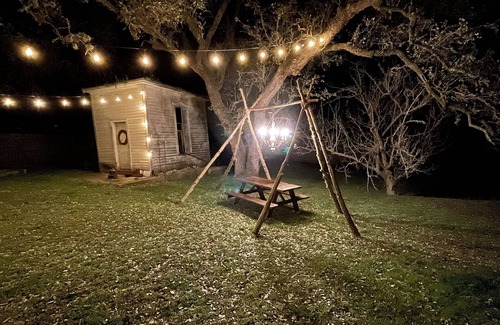Burton House | The Cotton Den ⭐