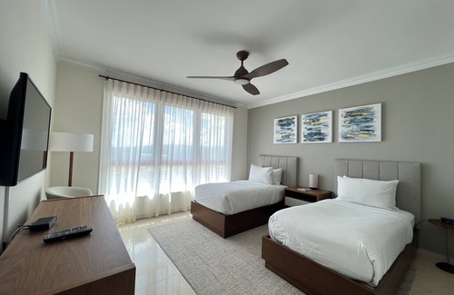 Zarzal Hotel | The Country Club Residences at Grand Reserve