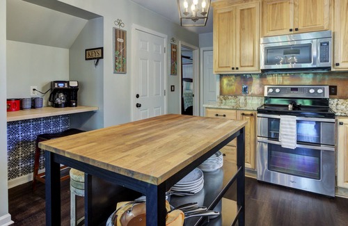 Willard House | The Country Creek House