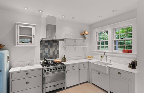 Lakeville House | The Country Retreat House