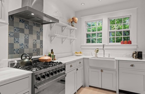 Lakeville House | The Country Retreat House