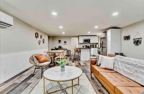 Alvadore House | The Country Retreat- the Getaway!