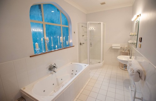 Napier Hotel | The County Hotel