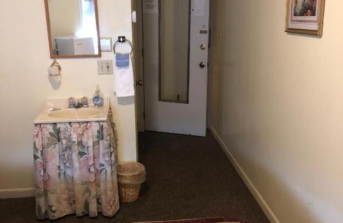 Fort Scott Hotel | The Courtland Hotel & Spa