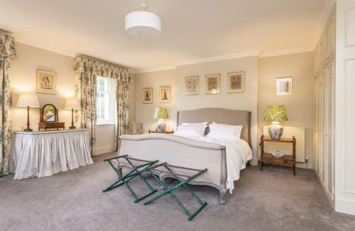 Holworth House | The Courtyard House