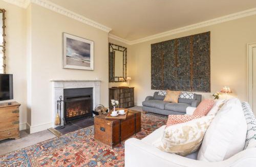 Holworth House | The Courtyard House