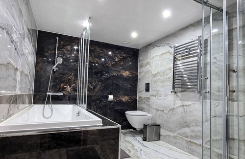 Stotfold Hotel | THE COURTYARD LODGE