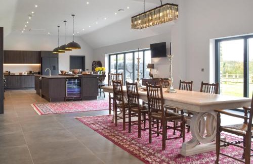 Tan-y-groes House | The Courtyard - Uk47180