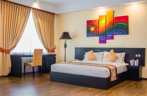 Kalagedihena Hotel | The Covanro Airport Hotel - Katunayake