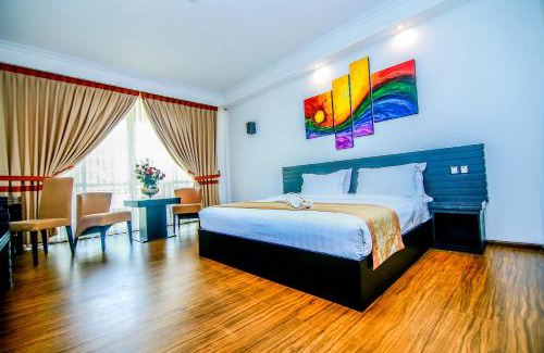 Kalagedihena Hotel | The Covanro Airport Hotel - Katunayake