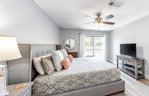 Horseshoe Bay Apartment | The Cove at Horseshoe Bay