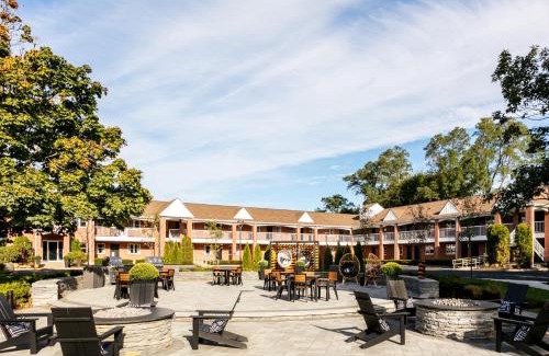 Salem Hotel | The Cove At Salem