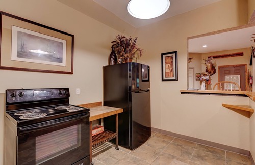 Ashley Oaks Cabin | The Cove at Windrock - Near Windrock Park Trail 23