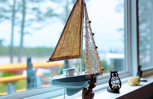 Canal Cottage | The Cove House - Cozy Coastal Getaway for Relaxation, 5mins from New River Beach