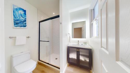 North End Hotel | The Cove