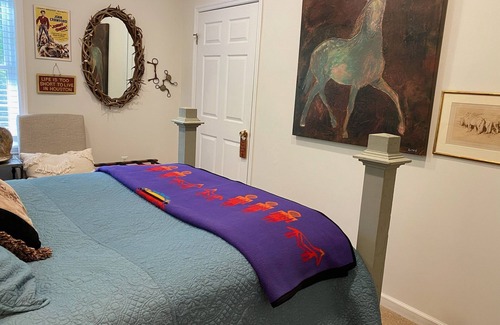 Aiken Bed & Breakfast | The Cowbird Room