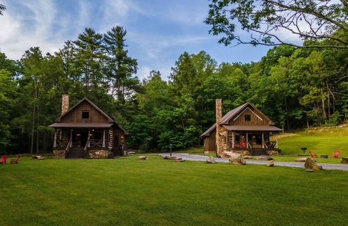 Goldbond Cabin | The Cowboy Cabin at Four Fillies Lodge